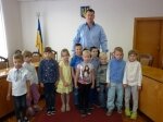 Голова районної у місті ради Олексій Пермяков привітав з Днем знань дітей з малозабезпечених та багатодітних сімей району